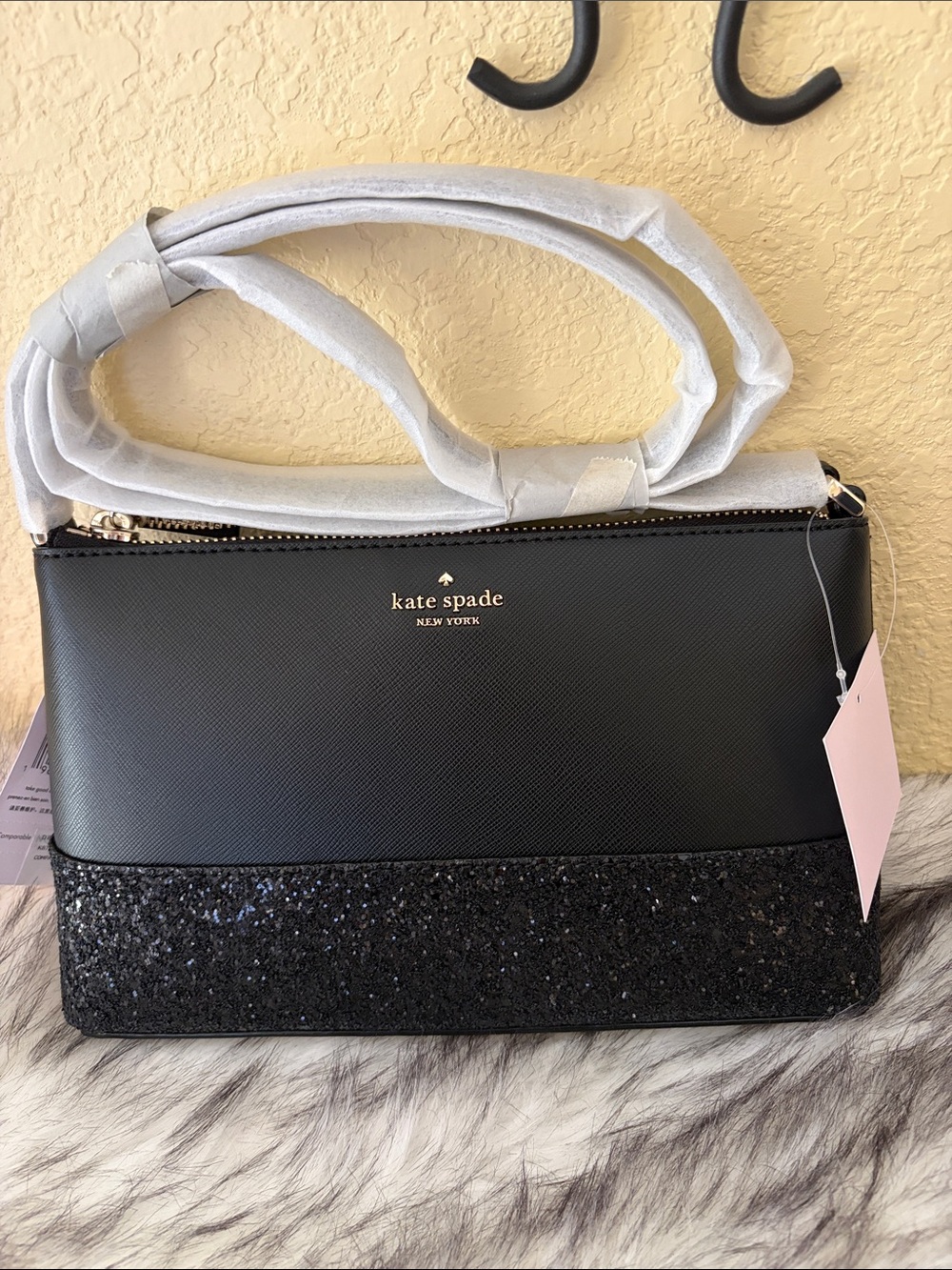 kate spade black glitter-accent shoulder bag